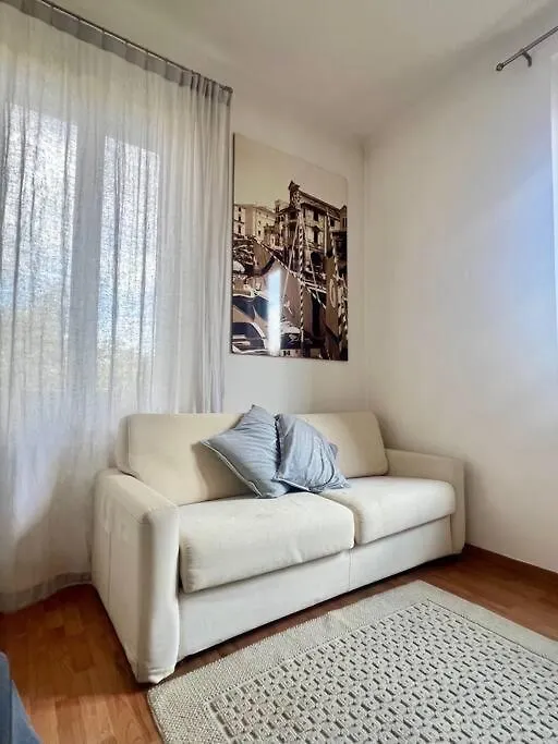 Cosy Penthouse Milano Centro Apartment Milan